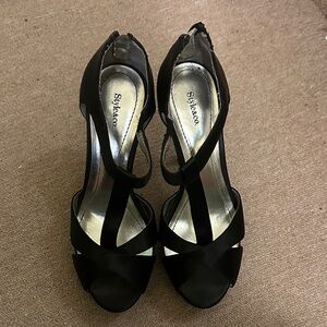 Style&Co Shoe Dazzle Black Strappy T-strap Heeled Sandals